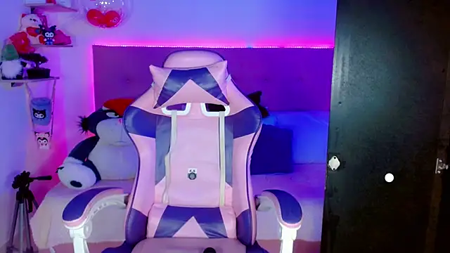 Kylie brokee online show from 17, 12, 2024