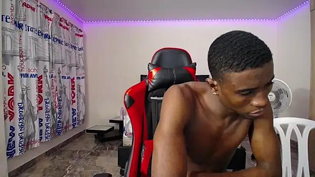 Couplex sexx online show from 28, 10, 2025