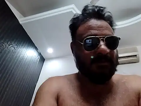 Snapshot of EthicalNight8 chatting on 13, 12, 2025 EthicalNight8 online show from 13, 12, 2025