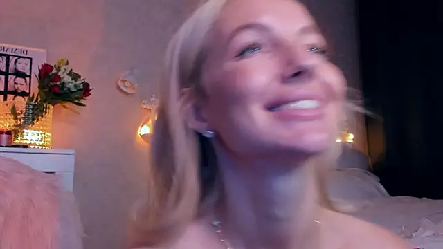 Snapshot of aestetick chatting on 23, 3, 2026 aestetick online show from 23, 3, 2026