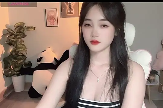  Aimy  online show from 19, 9, 2025