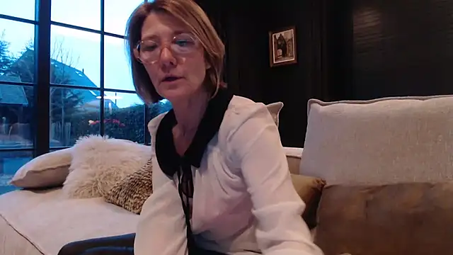 godinflower online show from 10, 2, 2025