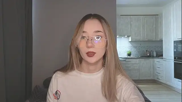 VikiSea online show from 7, 3, 2025