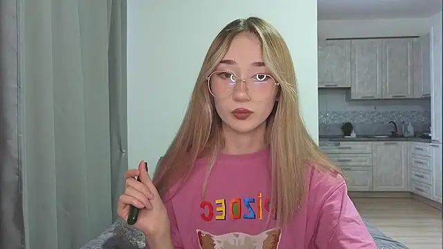 VikiSea online show from 13, 3, 2025