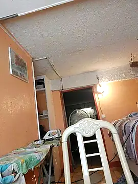 Snapshot of Papii97150 chatting on 22, 10, 2025 Papii97150 online show from 22, 10, 2025