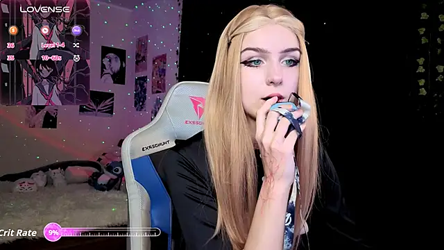 Reflexxxia  online show from 4, 12, 2025