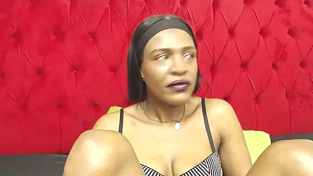 Snapshot of SpicyQueenxxxx chatting on 18, 6, 2026 SpicyQueenxxxx online show from 18, 6, 2026