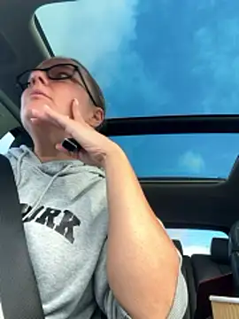 Snapshot of scrummymummy2 chatting on 24, 11, 2025 scrummymummy2 online show from 24, 11, 2025