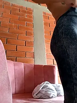 Snapshot of SamaraJay1 chatting on 4, 10, 2025 SamaraJay1 online show from 4, 10, 2025