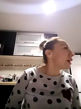 Snapshot of coral_smitth chatting on 12, 2, 2025 coral smitth online show from 12, 2, 2025