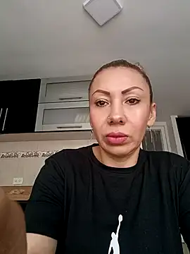 Snapshot of coral_smitth chatting on 13, 2, 2025 coral smitth online show from 13, 2, 2025