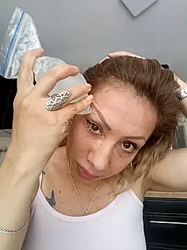 Snapshot of coral_smitth chatting on 1, 3, 2025 coral smitth online show from 1, 3, 2025