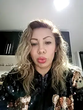 Snapshot of coral_smitth chatting on 1, 3, 2025 coral smitth online show from 1, 3, 2025