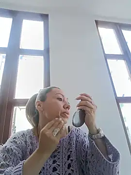 coral smitth online show from 30, 7, 2026