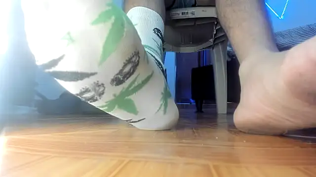 Snapshot of MasterSEX420 chatting on 7, 11, 2025 MasterSEX420 online show from 7, 11, 2025