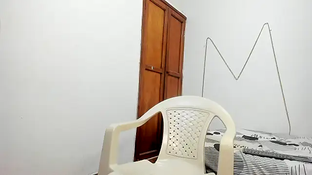 Snapshot of MasterSEX420 chatting on 10, 11, 2025 MasterSEX420 online show from 10, 11, 2025