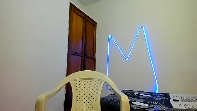 Snapshot of MasterSEX420 chatting on 23, 11, 2025 MasterSEX420 online show from 23, 11, 2025