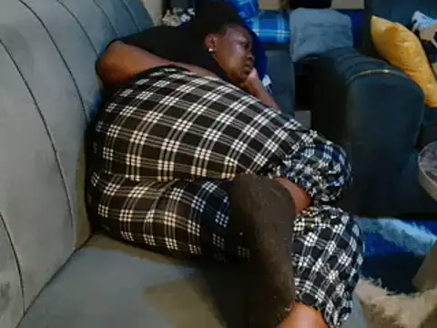 leslysexygirl online show from 5, 3, 2025