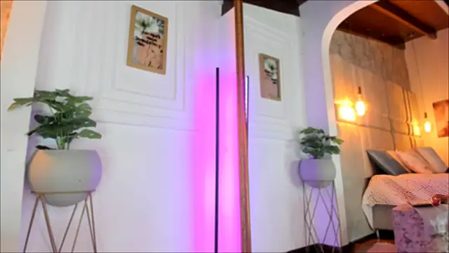 Snapshot of AlessiaLondon chatting on 7, 2, 2025 AlessiaLondon online show from 7, 2, 2025