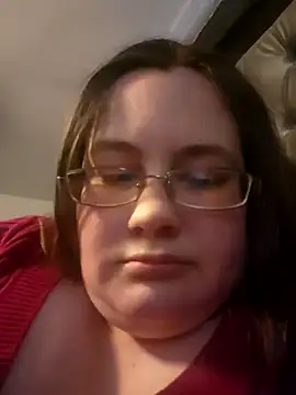 Snapshot of aliceluvzbill chatting on 2, 12, 2024 aliceluvzbill online show from 2, 12, 2024