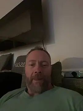 Snapshot of Rockburg chatting on 8, 3, 2025 Rockburg online show from 8, 3, 2025