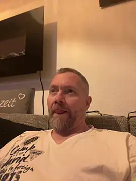 Snapshot of Rockburg chatting on 13, 3, 2025 Rockburg online show from 13, 3, 2025