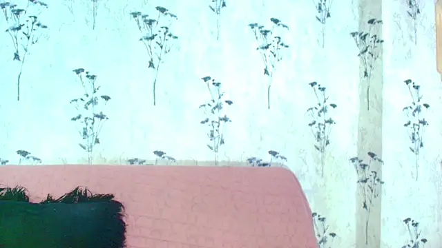 Mia candy 0 online show from 11, 3, 2025