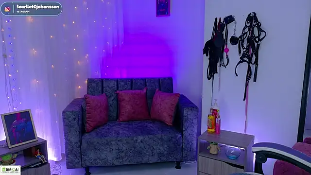 Snapshot of Miss_scarllet_ chatting on 9, 7, 2026 Miss scarllet online show from 9, 7, 2026