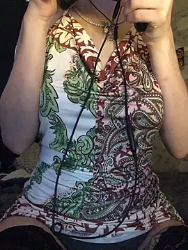 indie-rayne online show from 4, 1, 2025