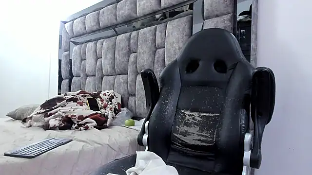 Snapshot of MalconStonne chatting on 4, 2, 2026 MalconStonne online show from 4, 2, 2026