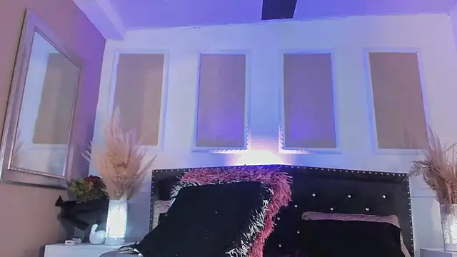 Snapshot of queen_satin chatting on 15, 3, 2025 queen satin online show from 15, 3, 2025