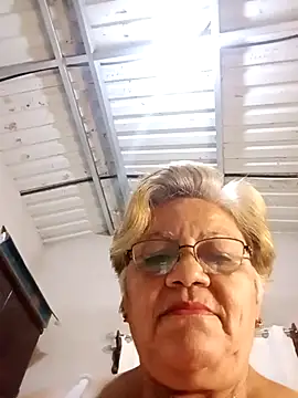 Madrastrahot69 online show from 15, 10, 2025