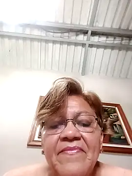 Madrastrahot69 online show from 7, 11, 2025