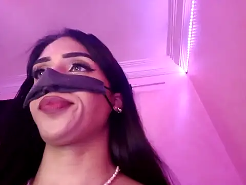 ---sophia--- online show from 4, 10, 2025