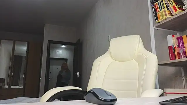 Marietta Castro online show from 8, 1, 2026