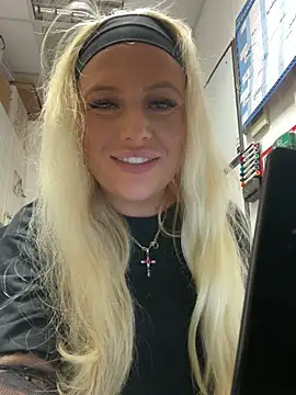 Arabellalee23 online show from 7, 1, 2025