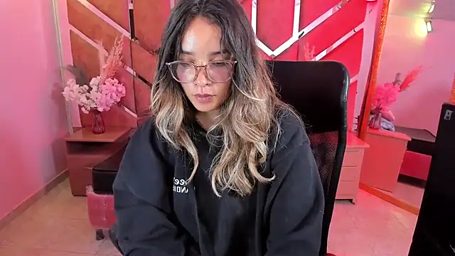 Olivia Fox69 online show from 10, 7, 2026
