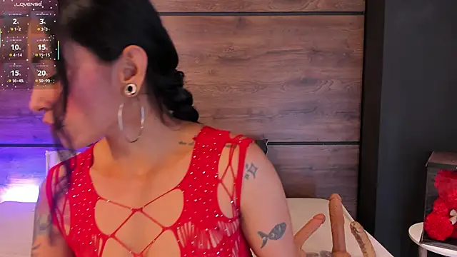 Snapshot of Leamonroe__ chatting on 24, 6, 2026 Leamonroe online show from 24, 6, 2026