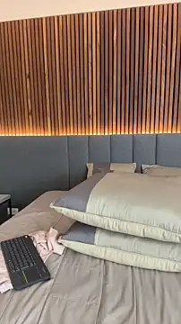 EmiilyAdams  online show from 11, 4, 2026