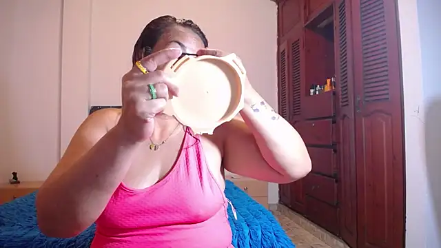 sofiamature01 online show from 28, 9, 2025