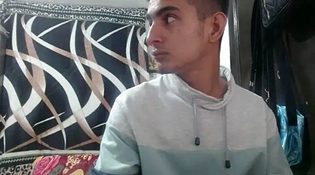 Snapshot of maria_and_angel chatting on 5, 1, 2025 maria and angel online show from 5, 1, 2025