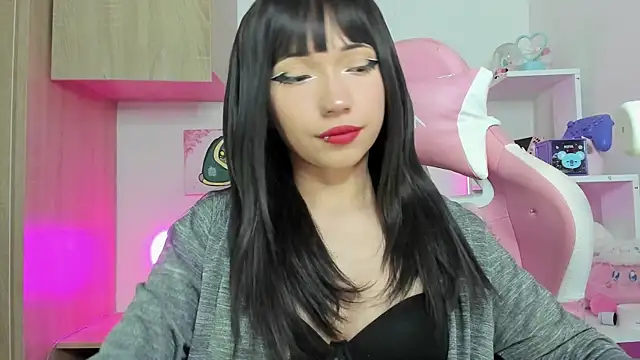 Snapshot of Artic_love chatting on 24, 10, 2025 Artic love online show from 24, 10, 2025