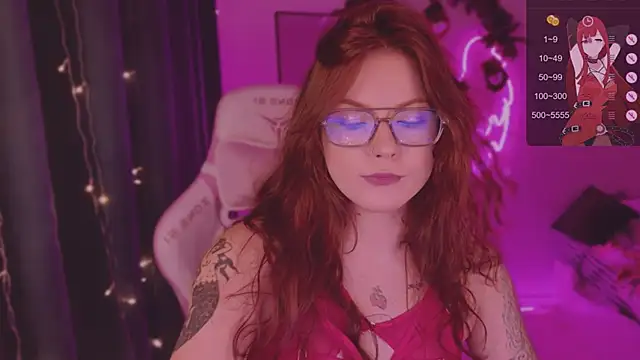 Snapshot of Elsie_Ginger chatting on 23, 12, 2024 Elsie Ginger online show from 23, 12, 2024