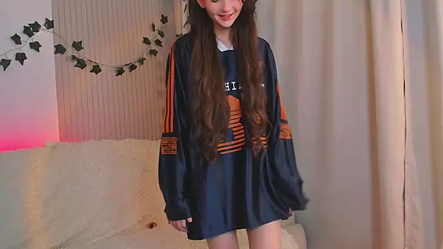 CindyGarrison online show from 17, 2, 2025