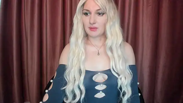 Snapshot of AnaysTop chatting on 14, 11, 2025 AnaysTop online show from 14, 11, 2025