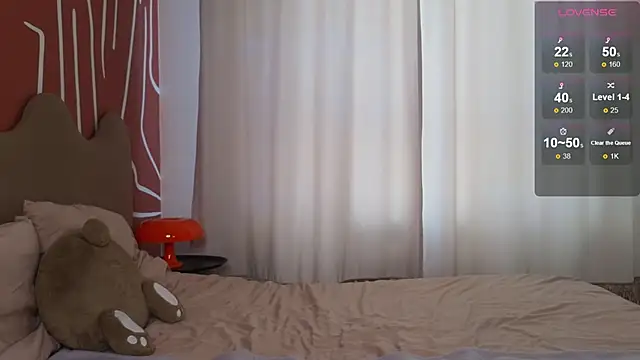 Snapshot of EvaCroan chatting on 7, 3, 2025 EvaCroan online show from 7, 3, 2025