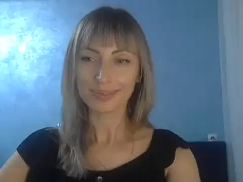 Snapshot of EffectMaya chatting on 22, 12, 2024 EffectMaya online show from 22, 12, 2024