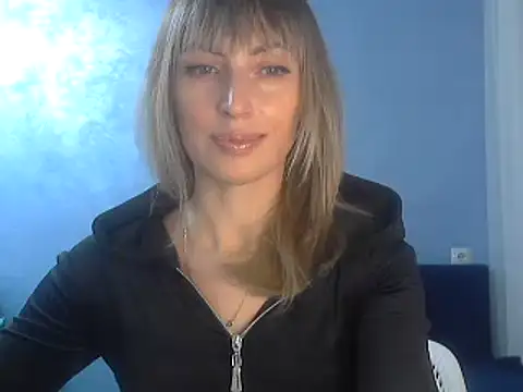 Snapshot of EffectMaya chatting on 5, 2, 2025 EffectMaya online show from 5, 2, 2025