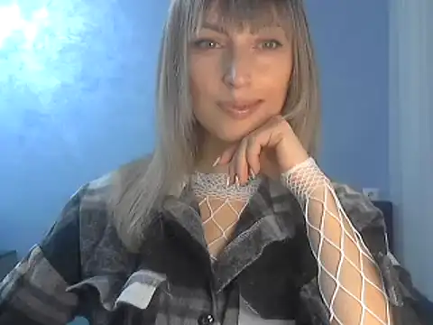 Snapshot of EffectMaya chatting on 8, 2, 2025 EffectMaya online show from 8, 2, 2025