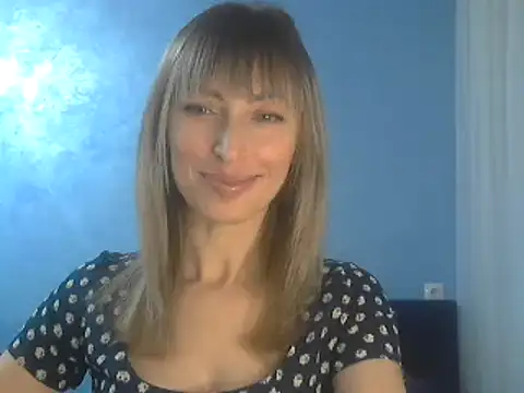 Snapshot of EffectMaya chatting on 12, 2, 2025 EffectMaya online show from 12, 2, 2025